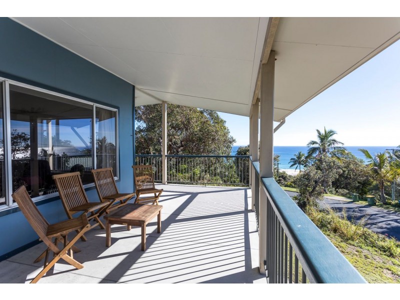 36 Yarrong Rd, Point Lookout QLD 4183