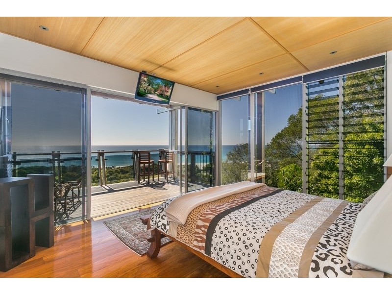 16 Merinda, Point Lookout QLD 4183