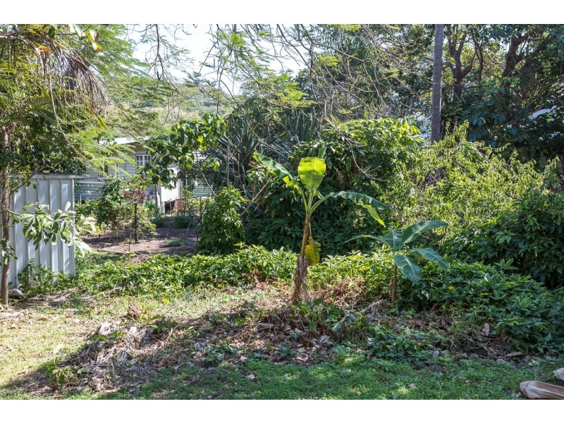 10 Boreen St, Point Lookout QLD 4183