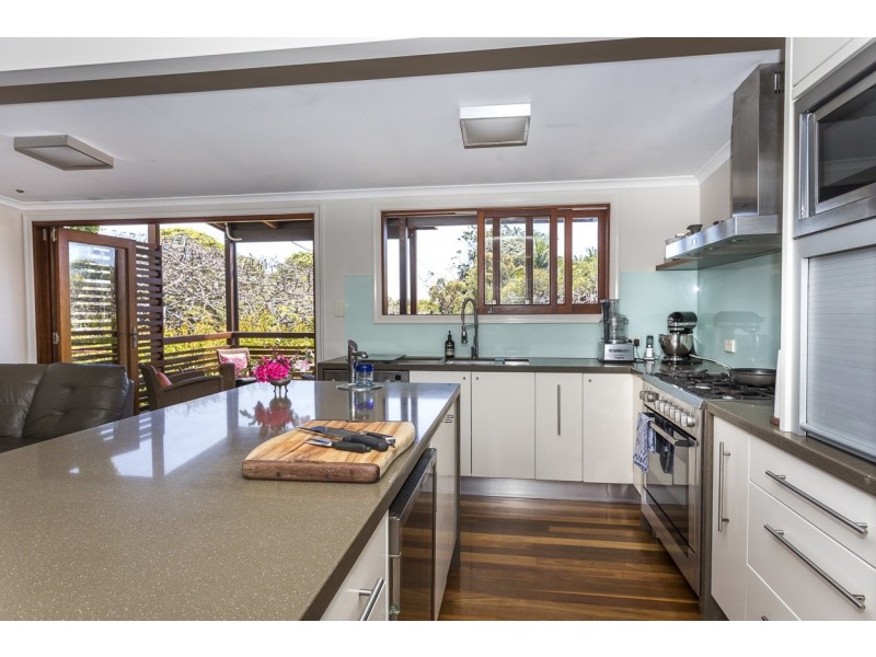 1/3 Prosperity, Point Lookout QLD 4183