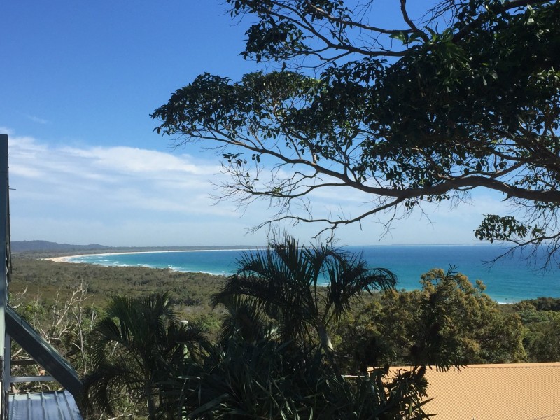 5 Merinda Crescent, Point Lookout QLD 4183