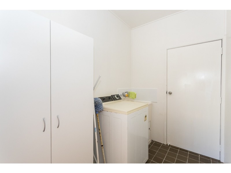 5 Merinda Crescent, Point Lookout QLD 4183
