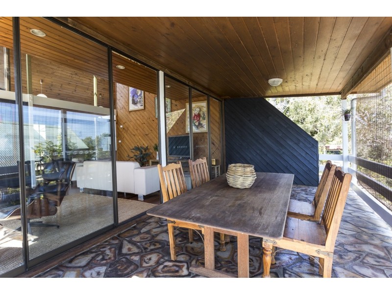 5 Merinda Crescent, Point Lookout QLD 4183
