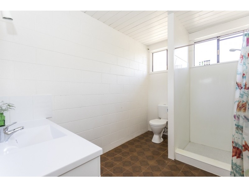 5 Merinda Crescent, Point Lookout QLD 4183
