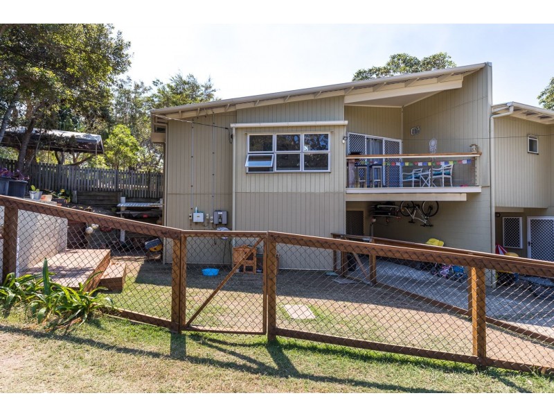 1/21 Galeen St, Point Lookout QLD 4183