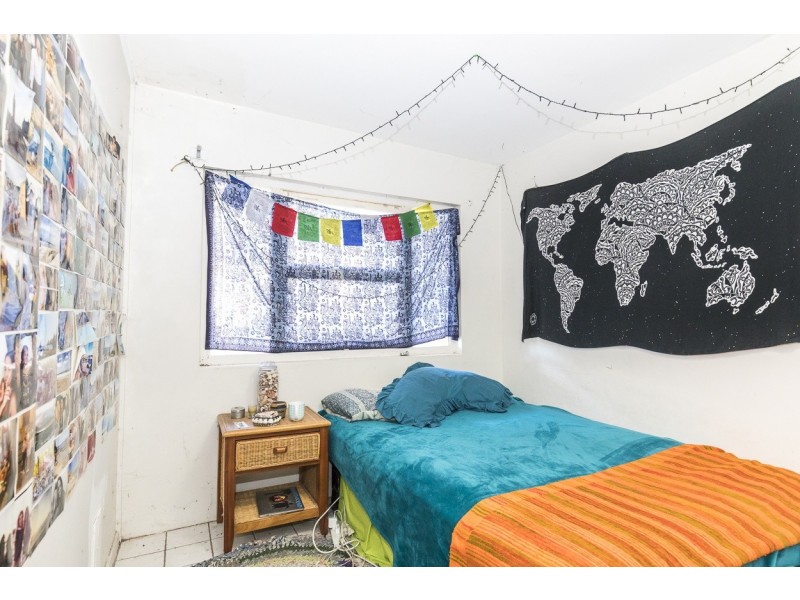 115 Mooloomba rd, Point Lookout QLD 4183