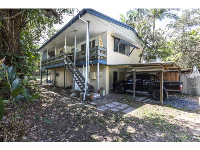 7 Bigoon Rd, Point Lookout QLD 4183