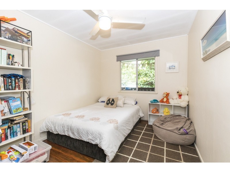 7 Bigoon Rd, Point Lookout QLD 4183