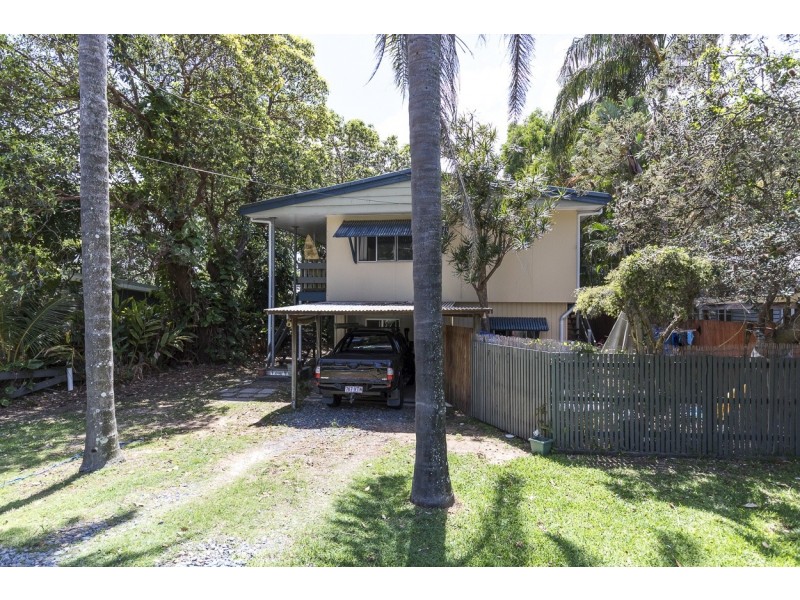 7 Bigoon Rd, Point Lookout QLD 4183