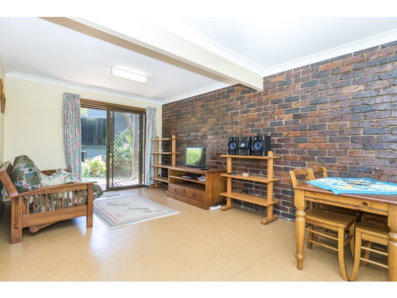 112 Mooloomba Rd, Point Lookout QLD 4183