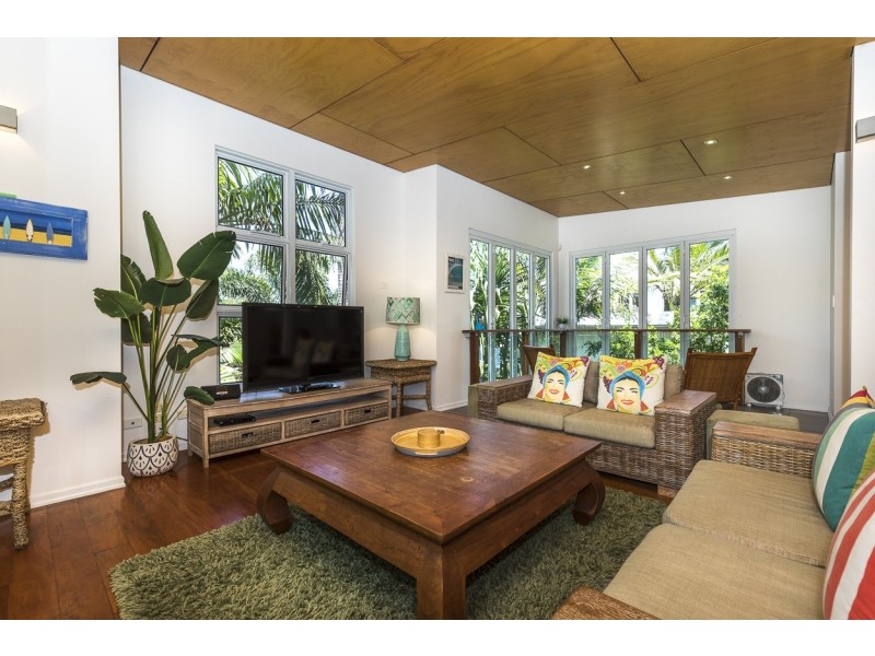 2/12 Samarinda Way, Point Lookout QLD 4183