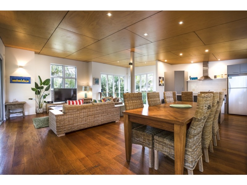 2/12 Samarinda Way, Point Lookout QLD 4183