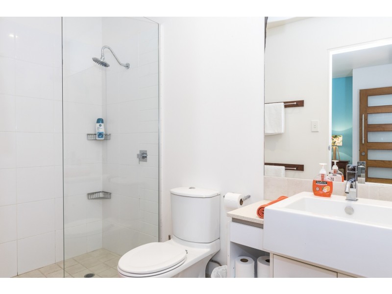 2/12 Samarinda Way, Point Lookout QLD 4183