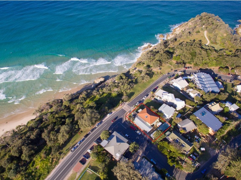 27 Mooloomba Road, Point Lookout QLD 4183