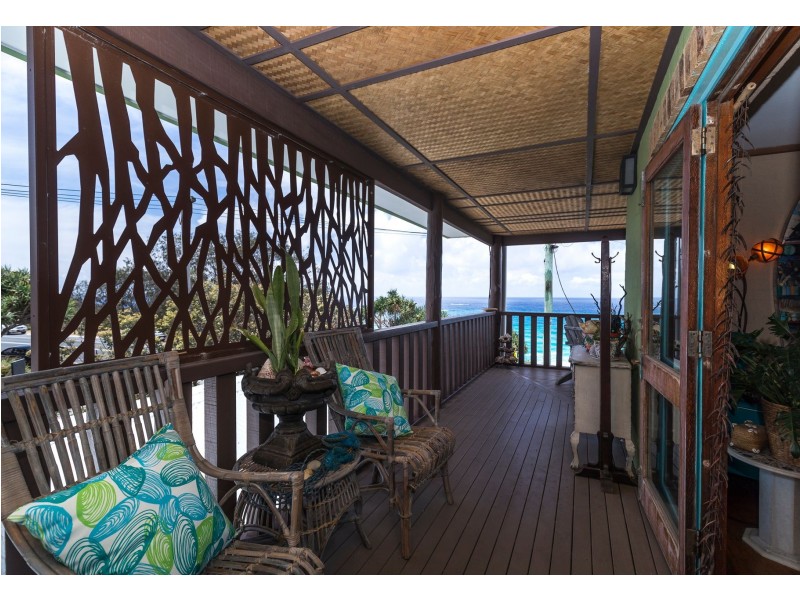 27 Mooloomba Road, Point Lookout QLD 4183