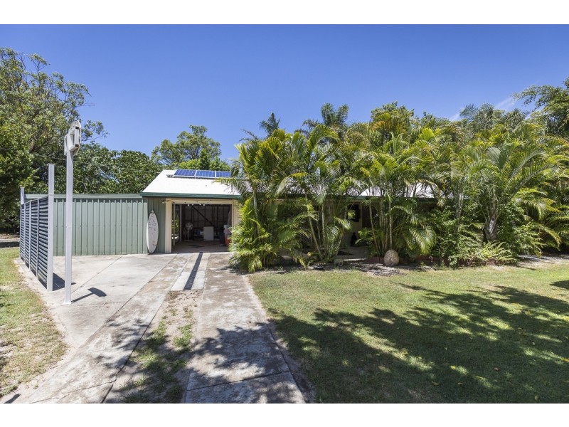 3 Banksia St, Dunwich QLD 4183