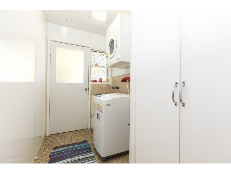 3 Banksia St, Dunwich QLD 4183