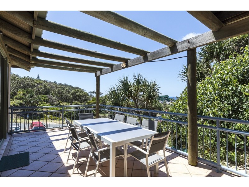 14/4-10 Kennedy Drive, Point Lookout QLD 4183
