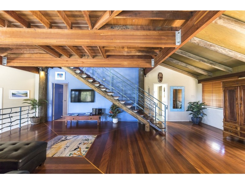 14/4-10 Kennedy Drive, Point Lookout QLD 4183