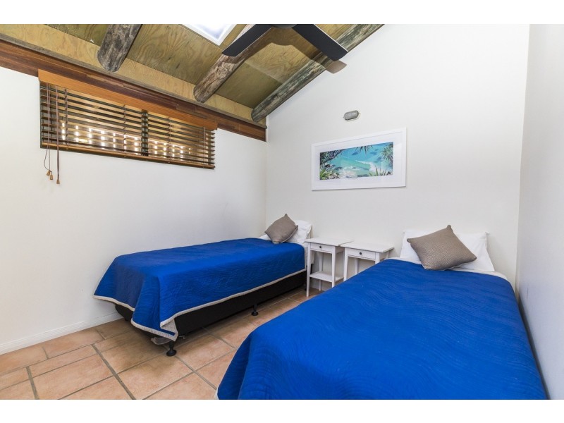 14/4-10 Kennedy Drive, Point Lookout QLD 4183