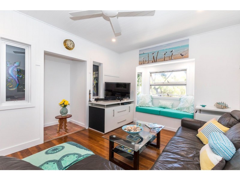 29 Bigoon Road, Point Lookout QLD 4183