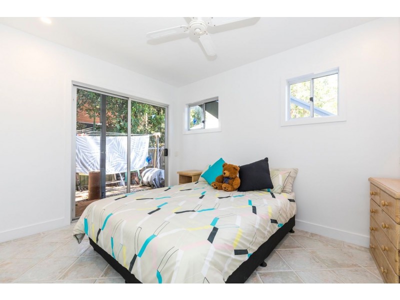 29 Bigoon Road, Point Lookout QLD 4183