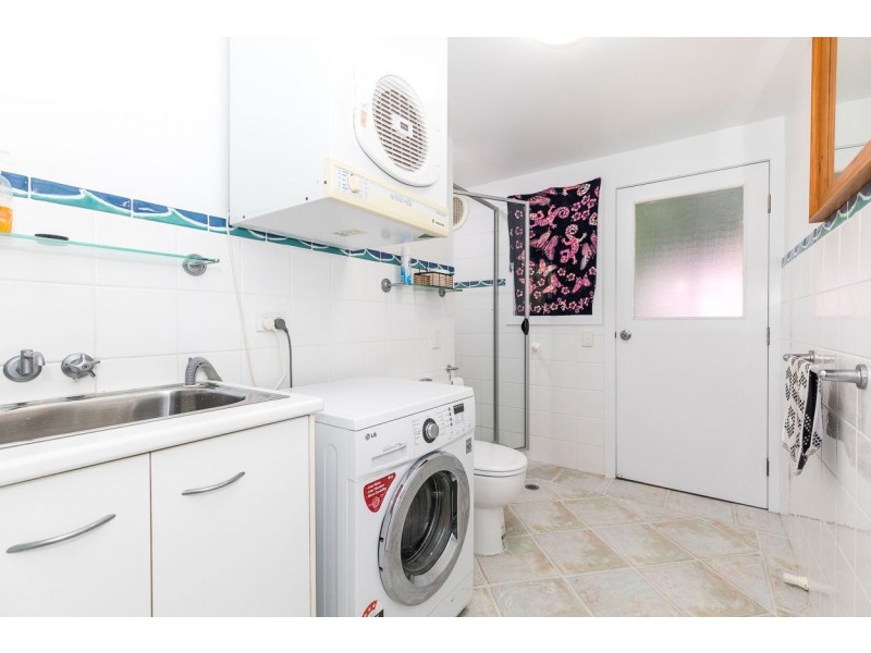 29 Bigoon Road, Point Lookout QLD 4183