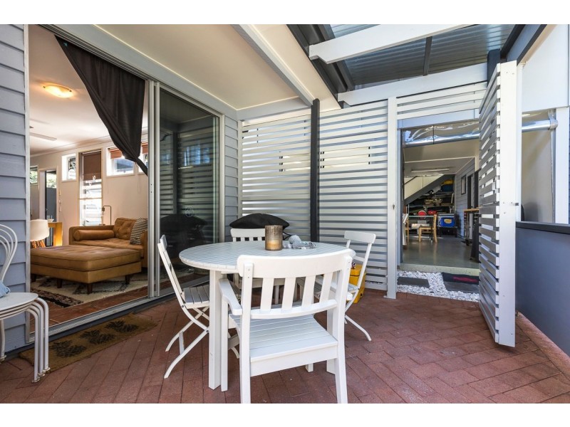 29 Bigoon Road, Point Lookout QLD 4183
