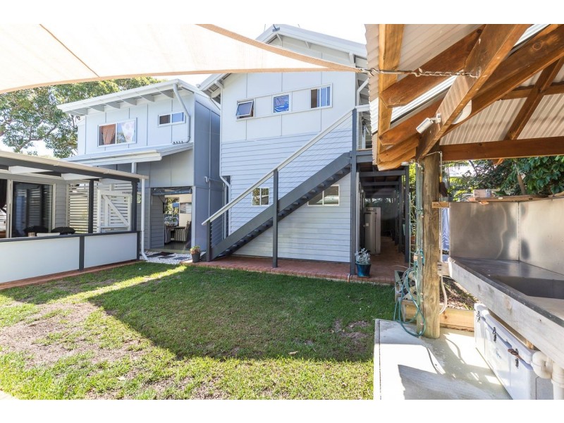 29 Bigoon Road, Point Lookout QLD 4183
