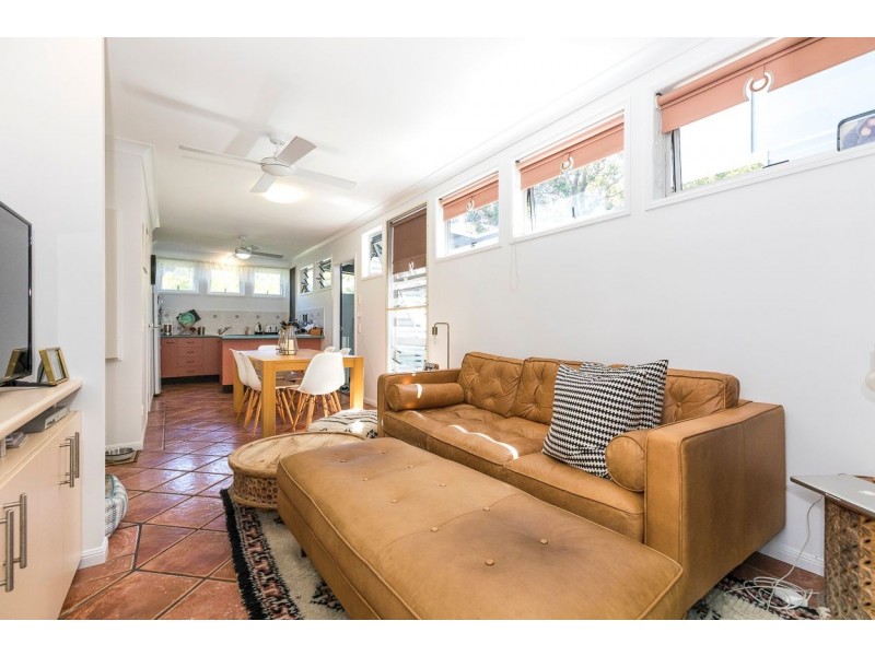 29 Bigoon Road, Point Lookout QLD 4183
