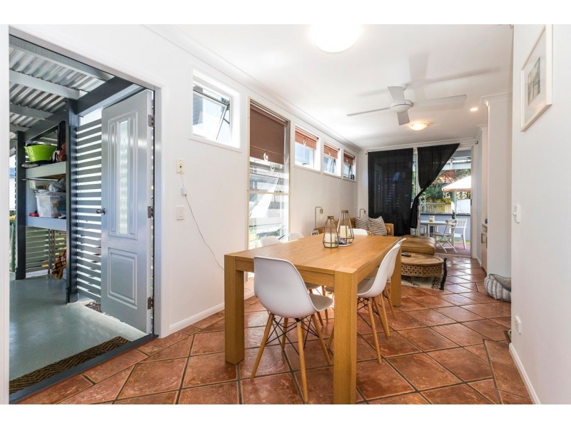 29 Bigoon Road, Point Lookout QLD 4183