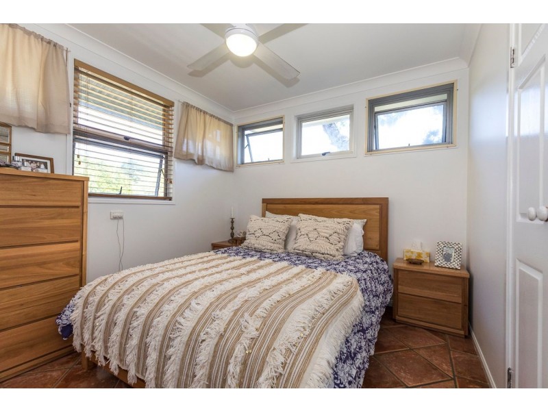 29 Bigoon Road, Point Lookout QLD 4183