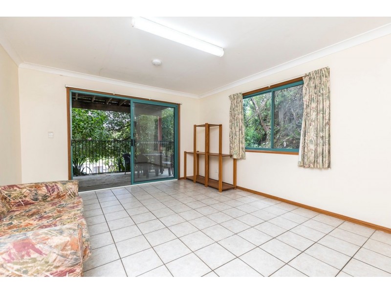13 Bimba Street, Point Lookout QLD 4183