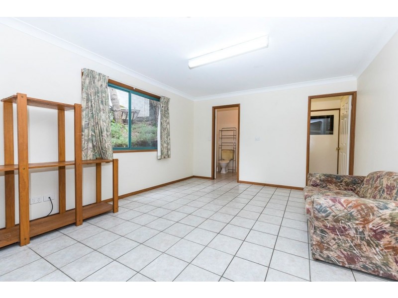 13 Bimba Street, Point Lookout QLD 4183