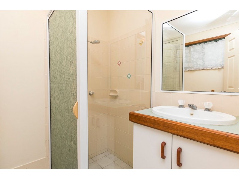 13 Bimba Street, Point Lookout QLD 4183