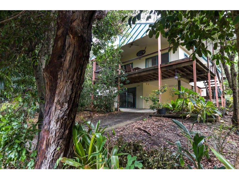 13 Bimba Street, Point Lookout QLD 4183