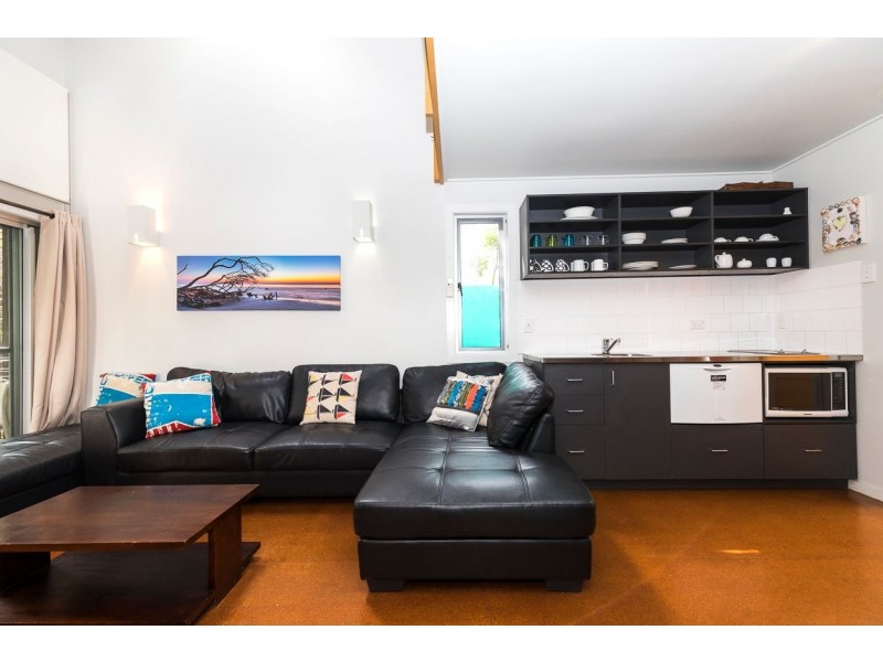 27/49 Dickson Way, Point Lookout QLD 4183