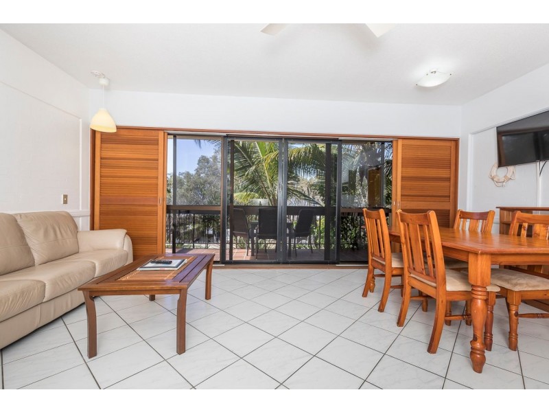 15 and 16/112 Dickson Way, Point Lookout QLD 4183