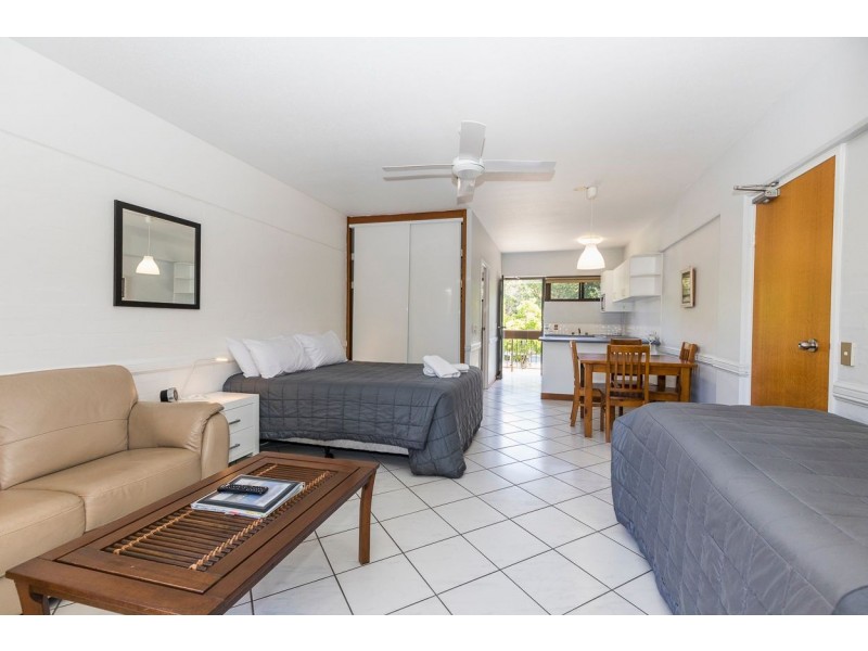 15 and 16/112 Dickson Way, Point Lookout QLD 4183