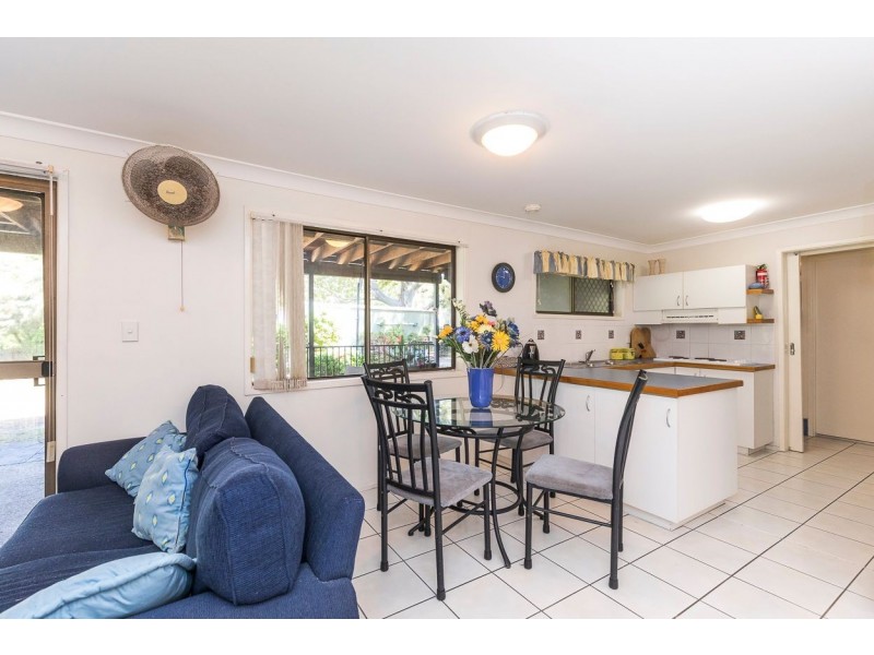 32 Tramican St, Point Lookout QLD 4183