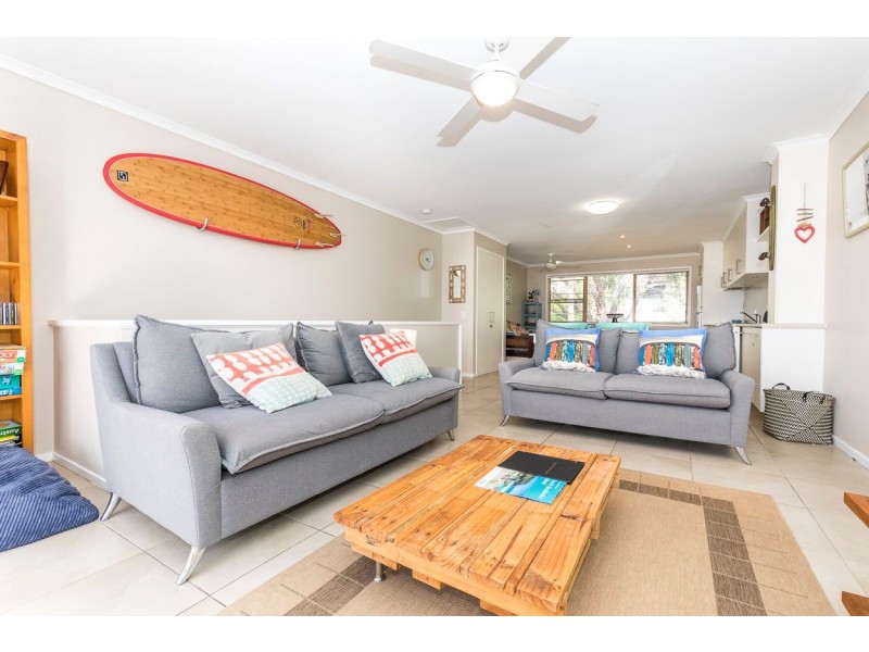 9/21-25 Cumming Parade, Point Lookout QLD 4183