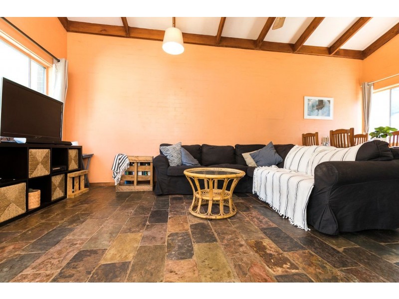 32 Billa St, Point Lookout QLD 4183