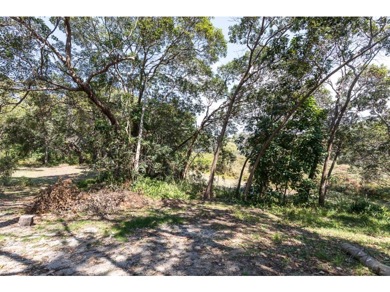 32 Billa St, Point Lookout QLD 4183
