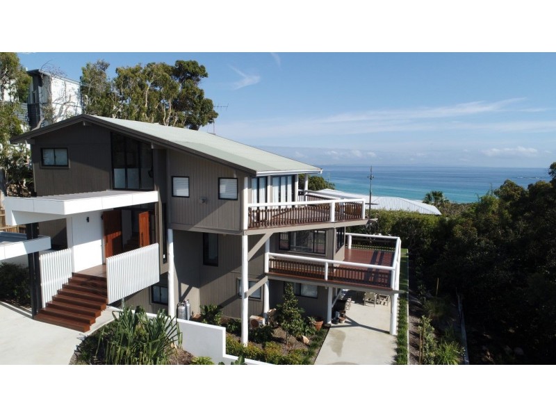 23 George Nothling Drive, Point Lookout QLD 4183