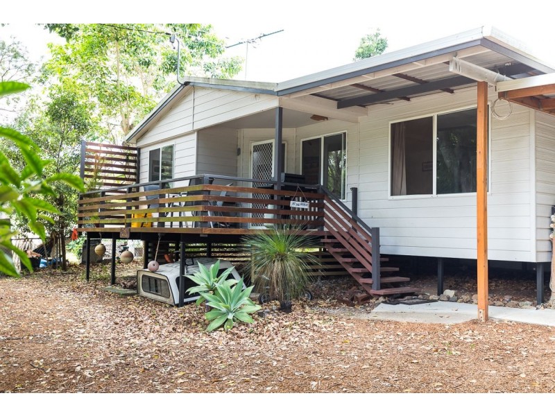 20 Mitchell Crescent, Dunwich QLD 4183