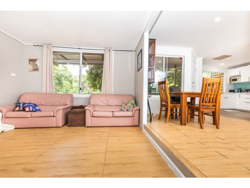 20 Mitchell Crescent, Dunwich QLD 4183