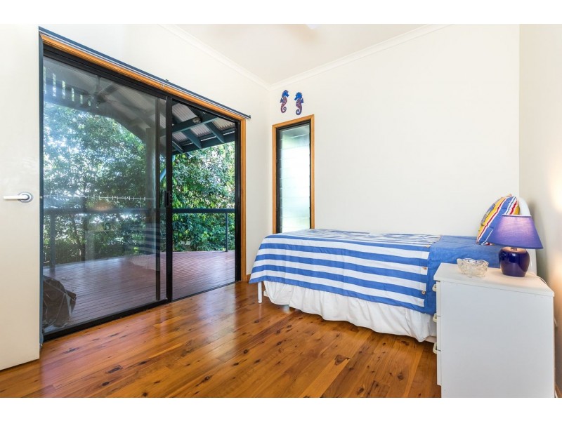 70 Mooloomba Road, Point Lookout QLD 4183