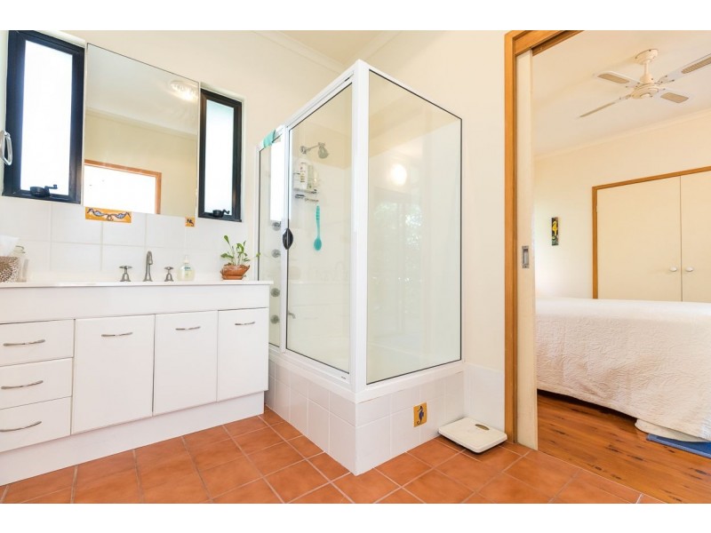 70 Mooloomba Road, Point Lookout QLD 4183