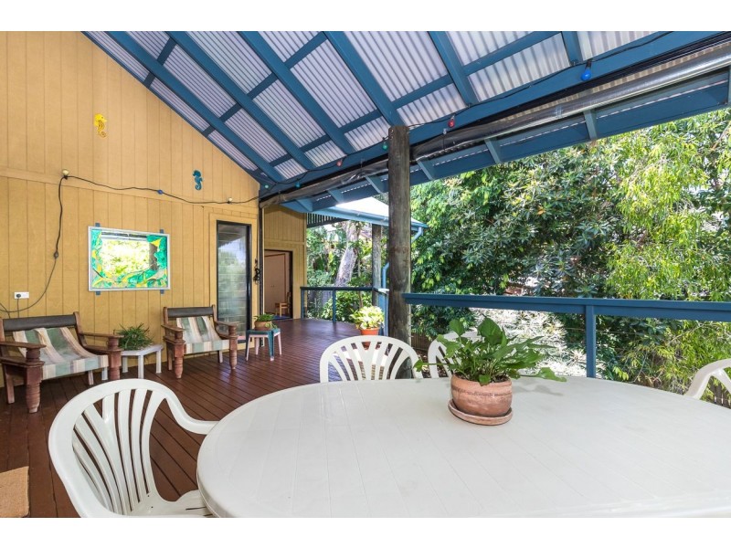 70 Mooloomba Road, Point Lookout QLD 4183