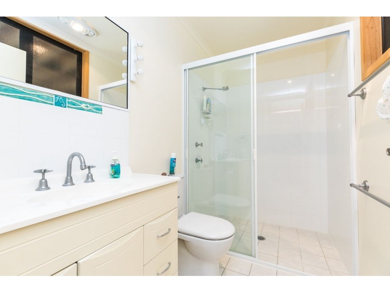 70 Mooloomba Road, Point Lookout QLD 4183